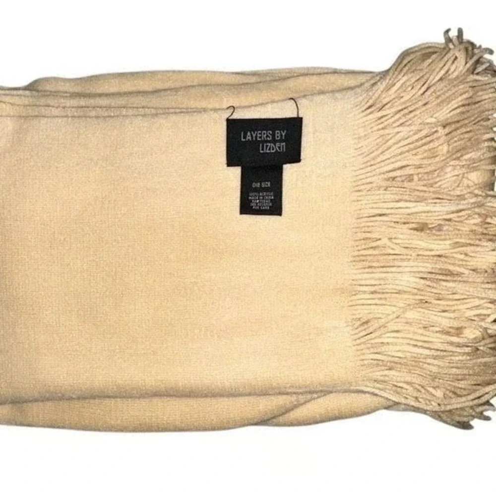 Layers by Lizden Marvelush Soft Fringed‎ Scarf Champagne Beige 18x84 NWT